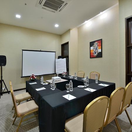 Serela Merdeka By Kagum Hotels Bandung Eksteriør billede