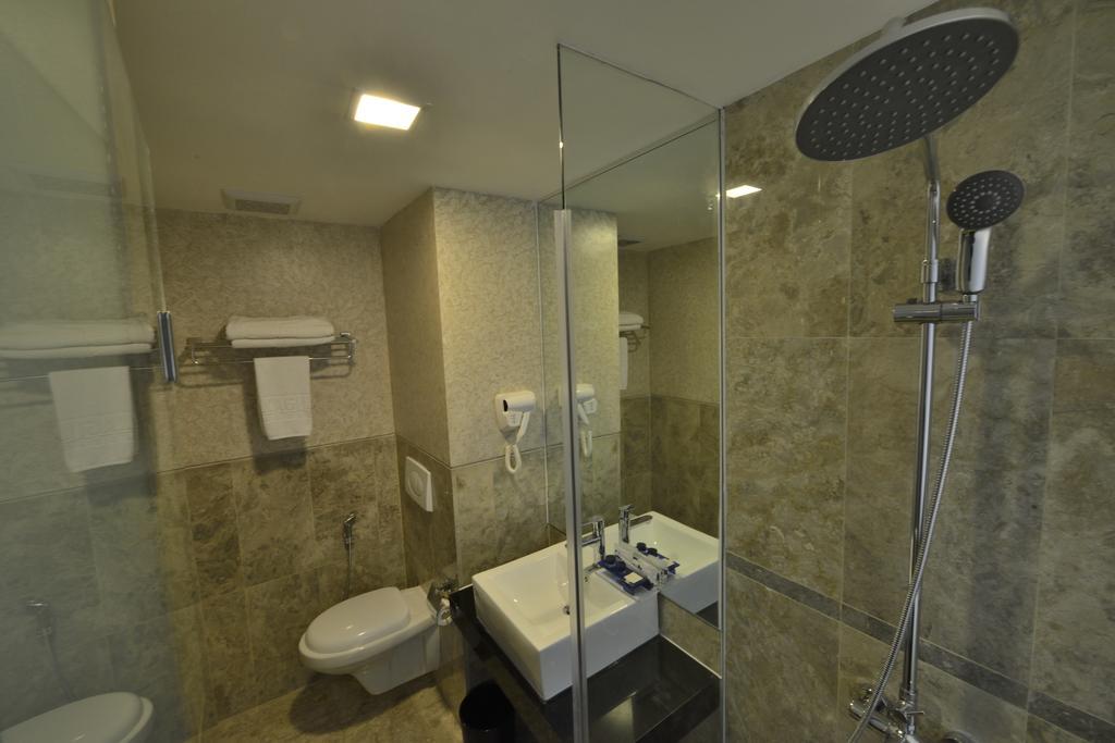 Serela Merdeka By Kagum Hotels Bandung Eksteriør billede