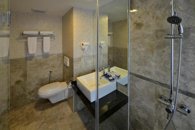 Serela Merdeka By Kagum Hotels Bandung Eksteriør billede